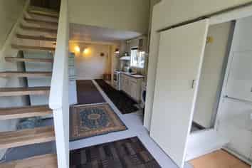 8B Malcolm Lane, Thorndon