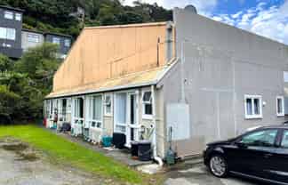8B Malcolm Lane, Thorndon