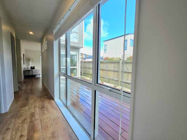 27 Lockheed Street, Hobsonville