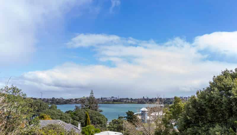 127E Queens Road, Panmure