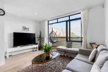 127E Queens Road, Panmure
