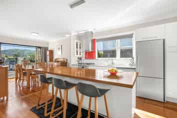 8 Bellevue Road, Woburn