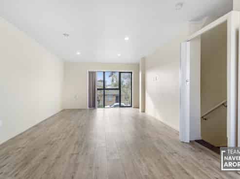 16 Kevale Place, Manurewa