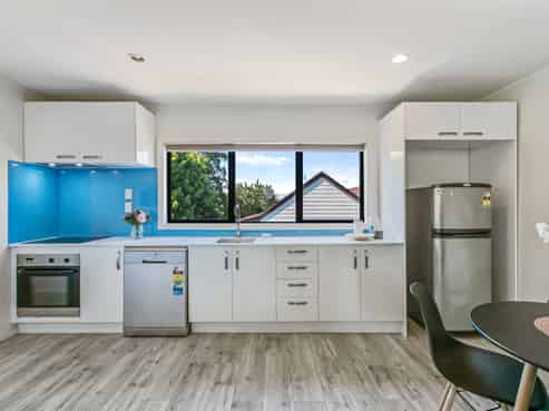 16 Kevale Place, Manurewa