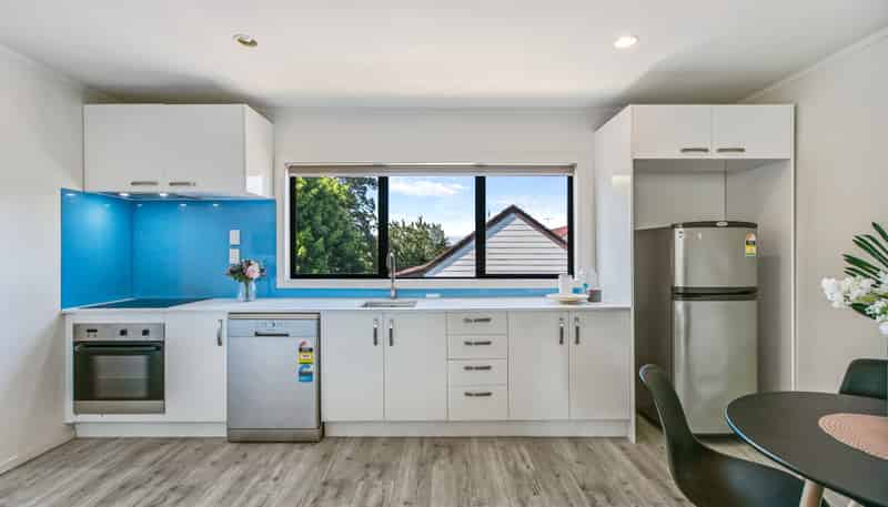 16 Kevale Place, Manurewa