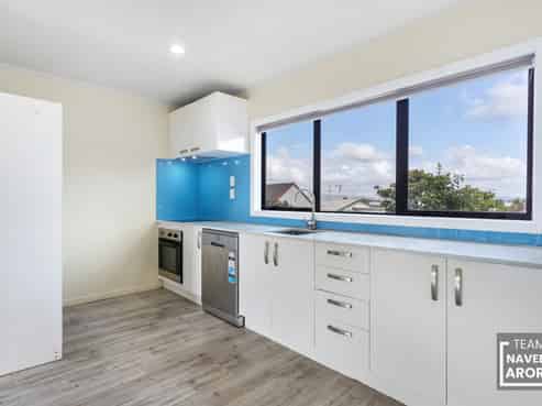 16 Kevale Place, Manurewa