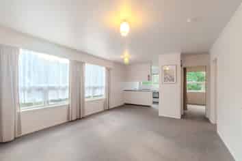 Flat 2/106A  Newlands Road, Newlands