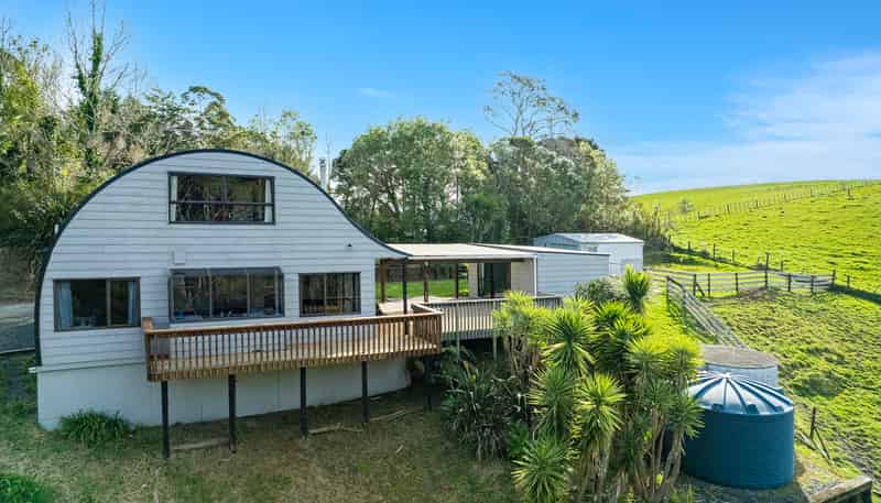 307 Whananaki North Road, Hikurangi