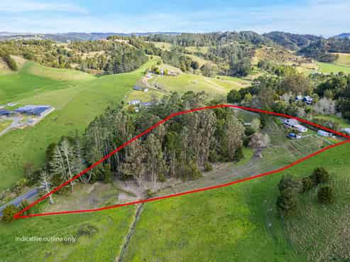 307 Whananaki North Road, Hikurangi