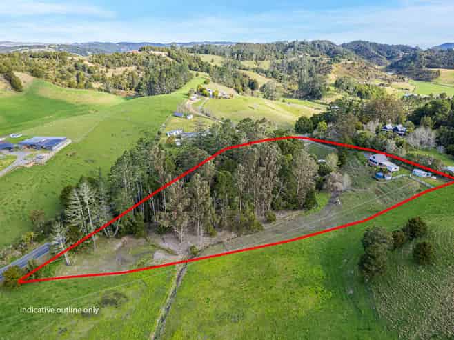 307 Whananaki North Road, Hikurangi