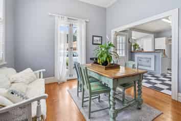 98 Hatea Drive, Regent