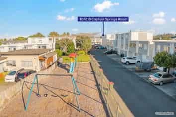 18/218 Captain Springs Road, Onehunga