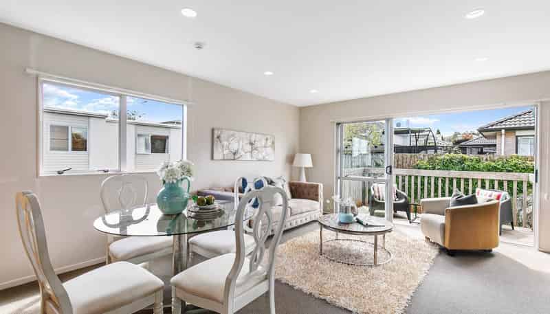 18/218 Captain Springs Road, Onehunga