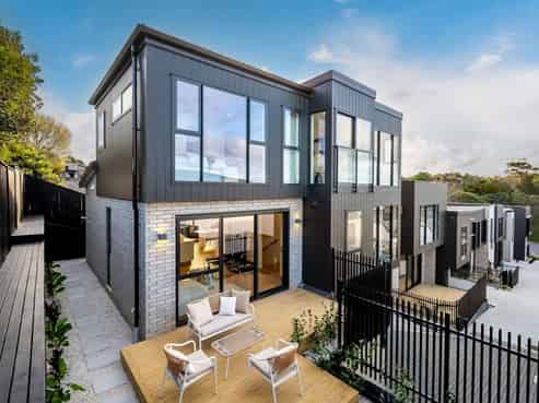 10D Agathis Avenue, Mairangi Bay