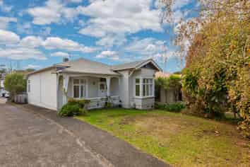 21 Malvern Road, Western Springs