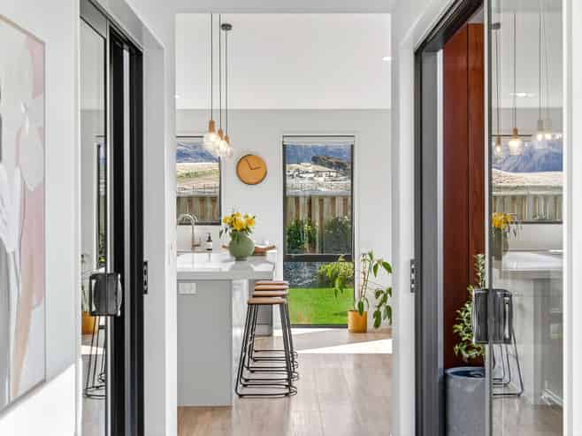 4 Robrosa Street, Wanaka