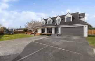 14 Okarito Avenue, Levin