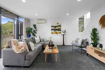 6/61A Birkdale Road, Birkdale