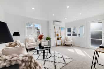 83 Hastie Avenue, Mangere Bridge