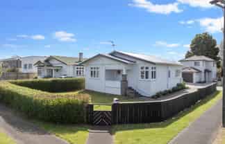 83 Hastie Avenue, Mangere Bridge