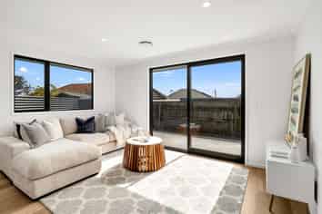 51A Selwyn Crescent, College Estate