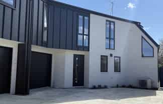 5/133 Blighs Road , Strowan