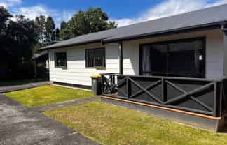 14B Walton Street, Red Beach