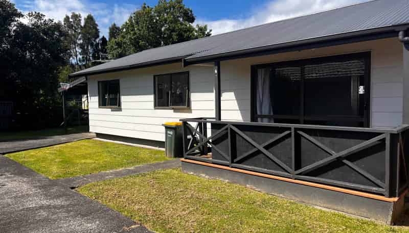 14B Walton Street, Red Beach