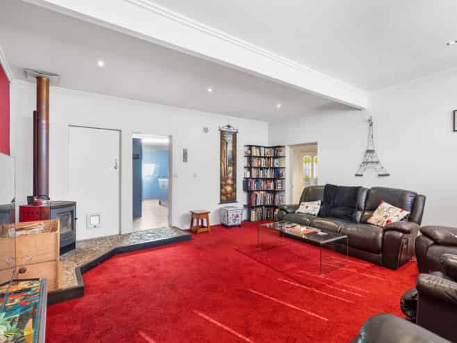 70 Te Rauparaha Street, Otaki