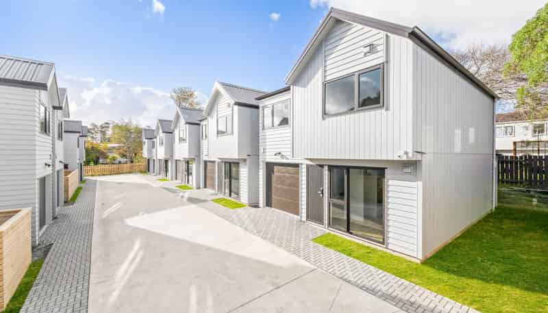 60C Fitzherbert Avenue, West Harbour