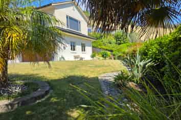 28 Churchill Drive, Taradale