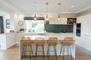 28 Churchill Drive, Taradale