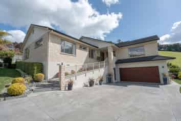 28 Churchill Drive, Taradale