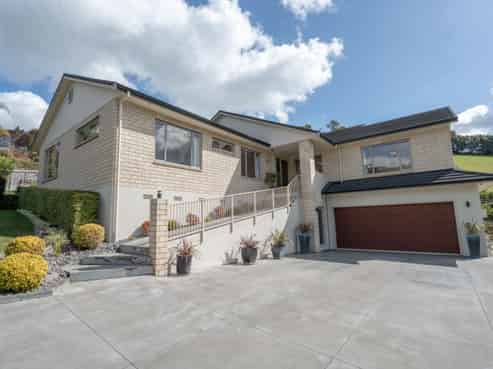 28 Churchill Drive, Taradale