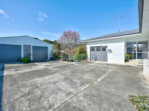 24 Durham Street, Tapanui