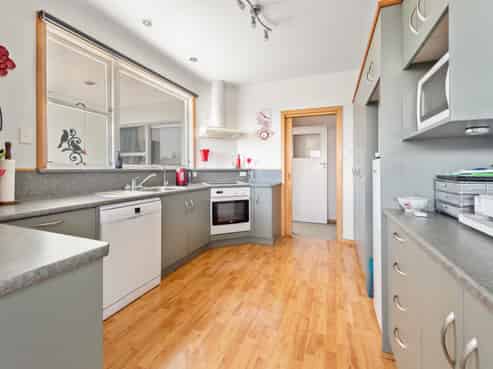 24 Durham Street, Tapanui