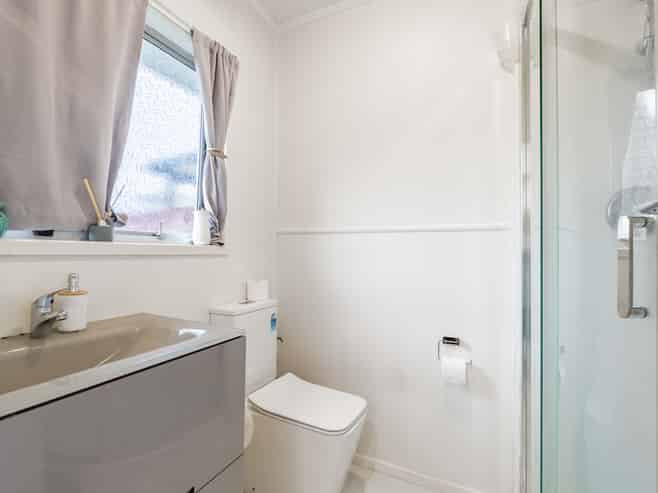 4/6 Ray Small Drive, Papakura