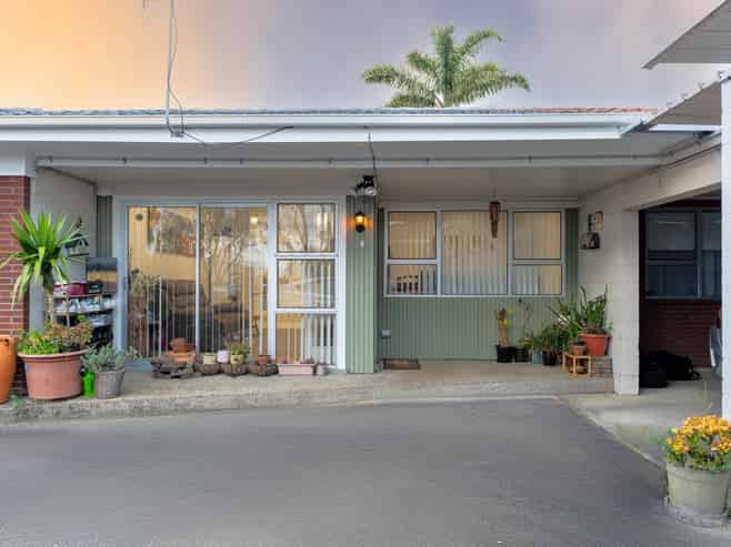 4/6 Ray Small Drive, Papakura