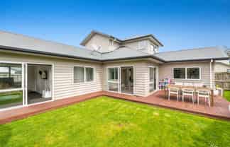 1 Lancewood Lane, Helensville