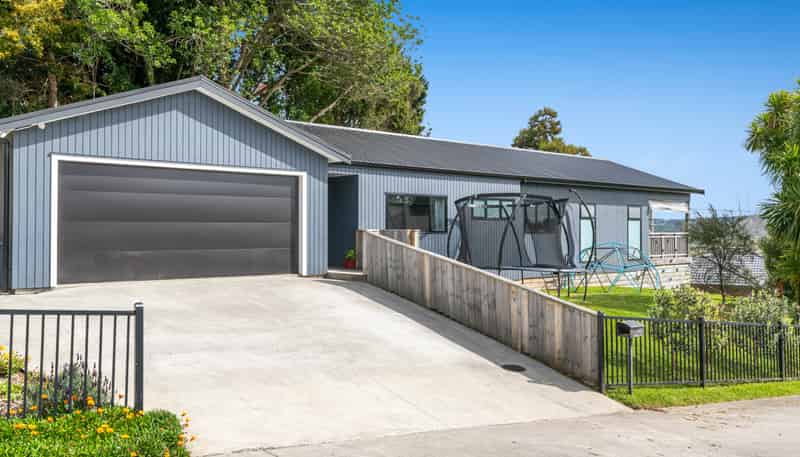 4 St Julia Court, Helensville