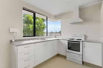 54 Glenveagh Park Drive, Weymouth