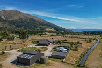 22 Grayburn Lane, Lake Hawea