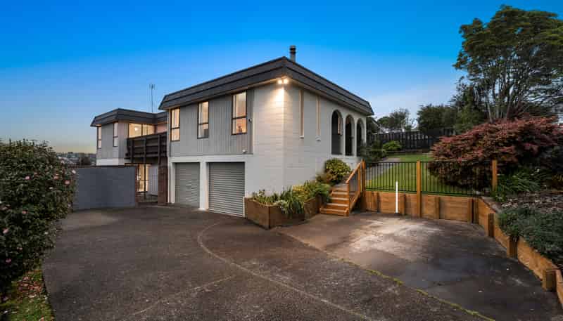 3 Hollyhock Place, Browns Bay