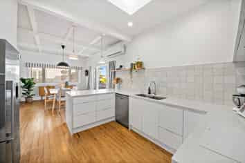 16A Maungarei Road, Remuera