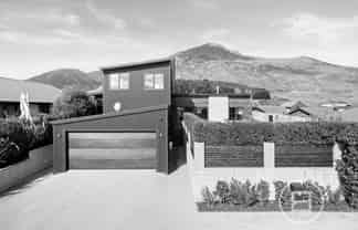 12 Violet Way, LOWER SHOTOVER