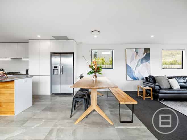 12 Violet Way, LOWER SHOTOVER