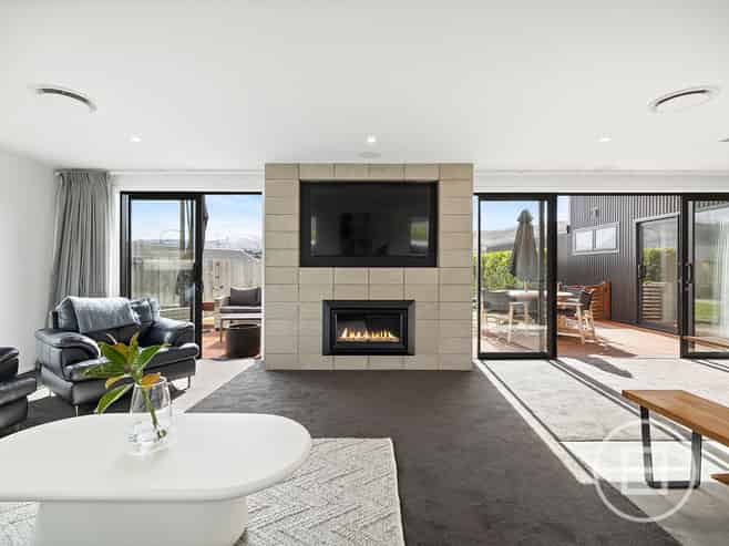 12 Violet Way, LOWER SHOTOVER