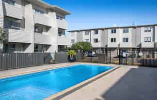 26/3 Riverside Road, Orewa
