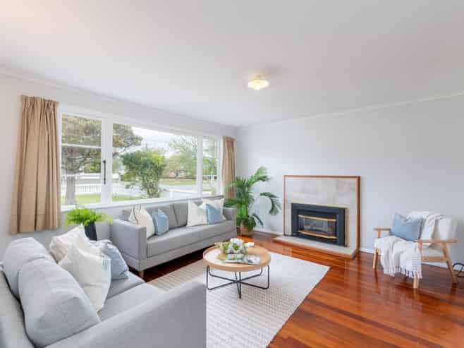33 John Street, Trentham