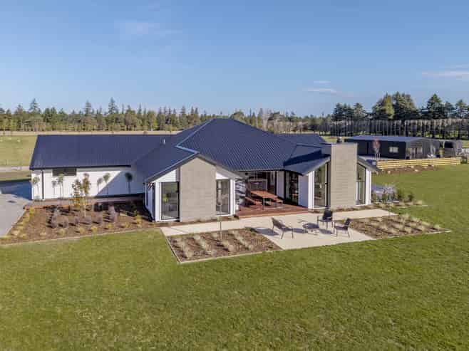 35 Mitcham Road, Allenton